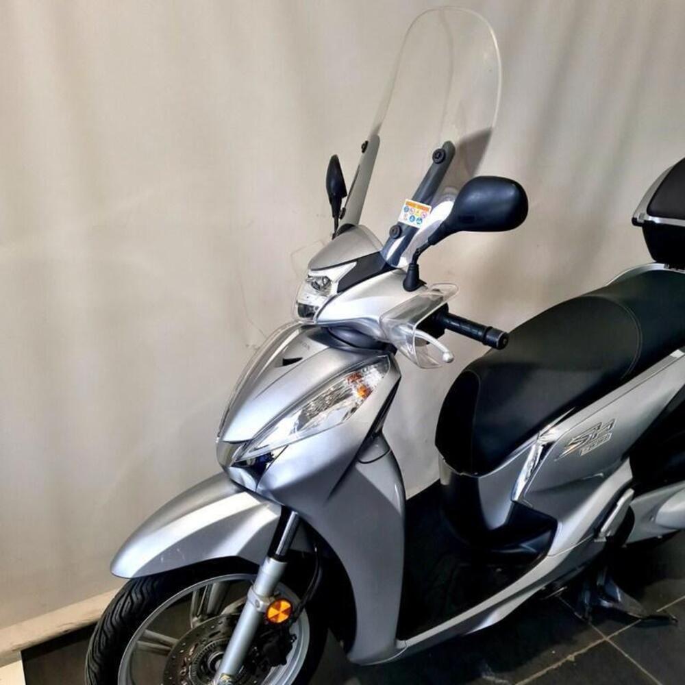 Honda SH 300 i ABS (2016 - 20) (8)