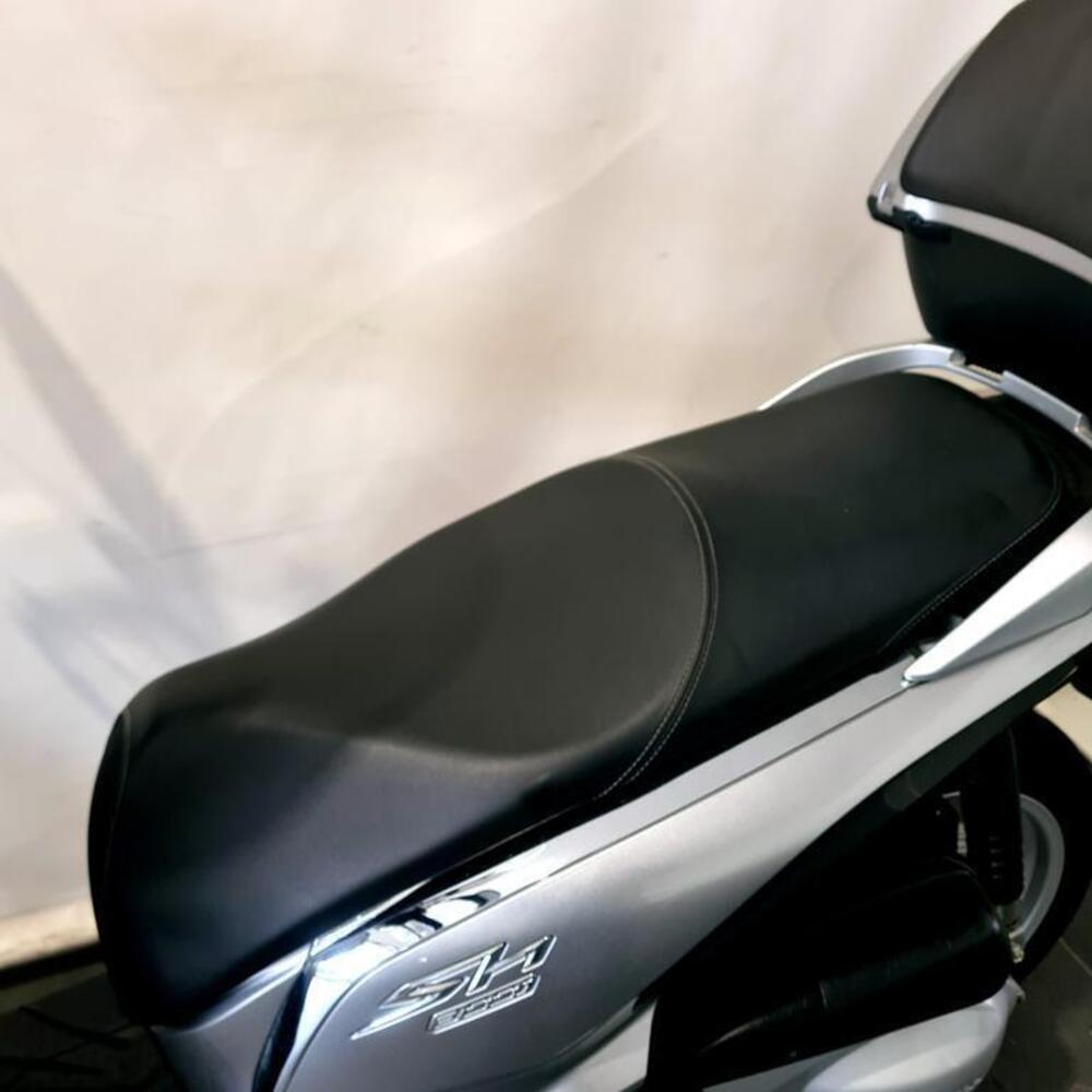 Honda SH 300 i ABS (2016 - 20) (12)