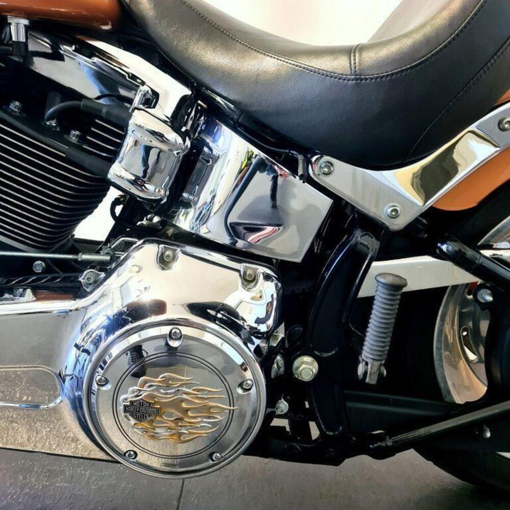 Harley-Davidson 1584 Rocker (2008 - 09) - FXCW (13)