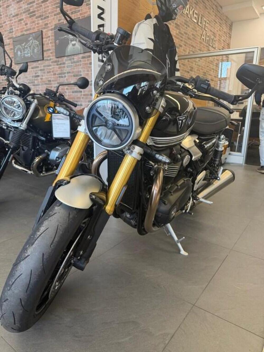 Triumph Speed Twin 1200 RS (2025 - 26) (2)