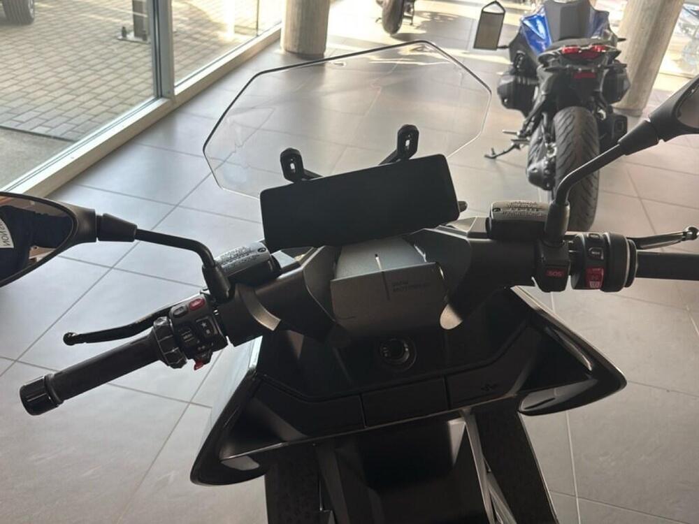 Bmw CE 04 (2021 - 25) (15)