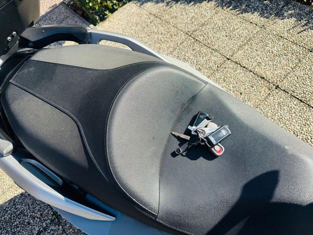 Honda Forza 350 Deluxe (2022 - 24) (3)