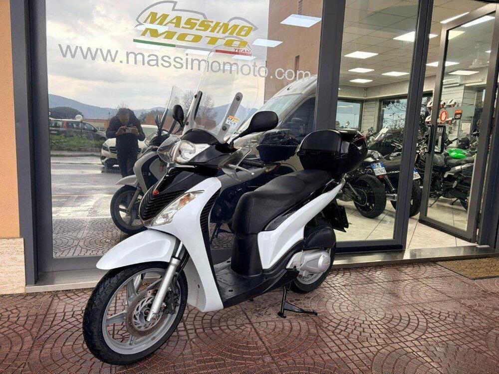 Honda SH 150i (2009 - 12) (10)