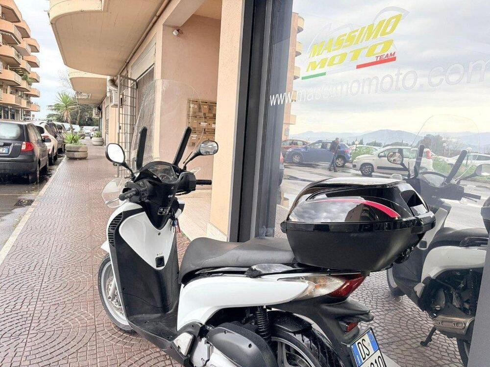 Honda SH 150i (2009 - 12) (12)