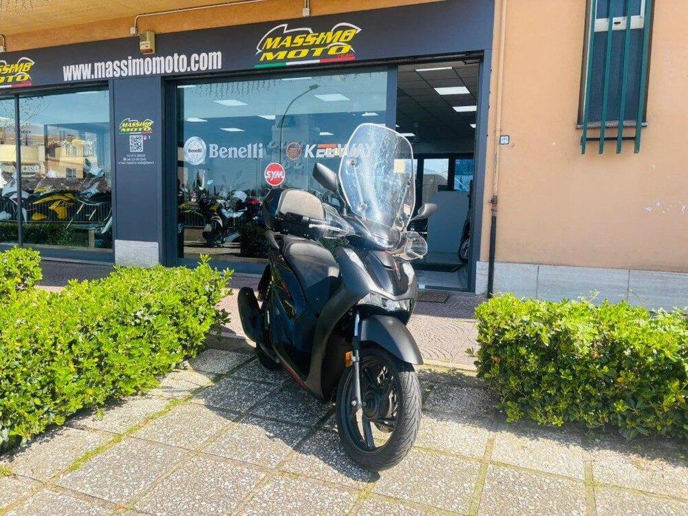 Honda SH 150i (2024 - 25) (2)