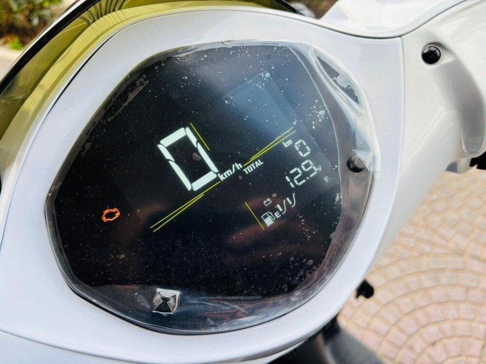 Sym BWT 125 (2026) (2)