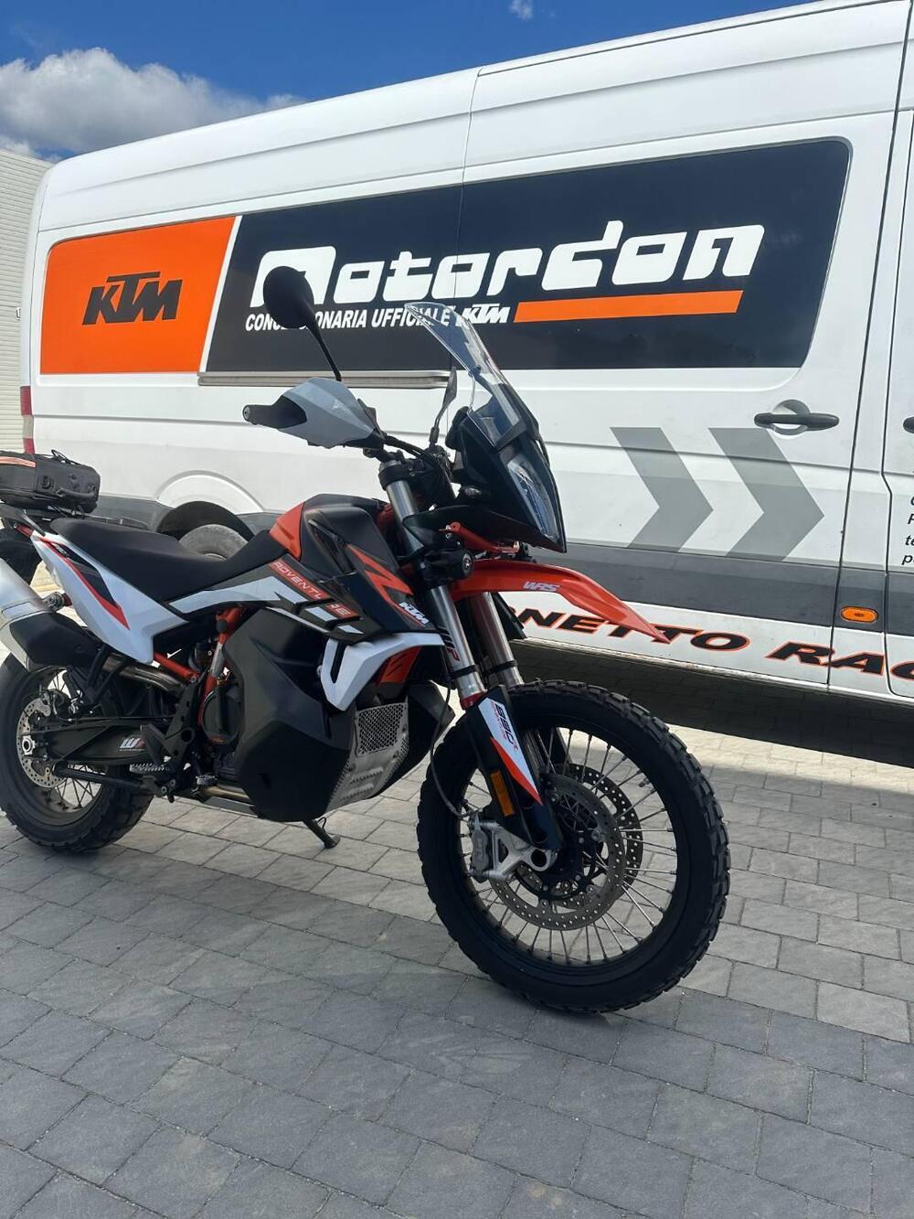 KTM 890 Adventure R (2021) (2)