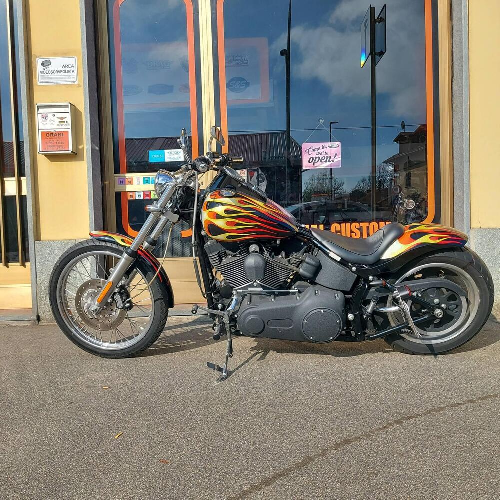 Harley-Davidson 1584 Night Train (2006 - 07) - FXSTB (2)