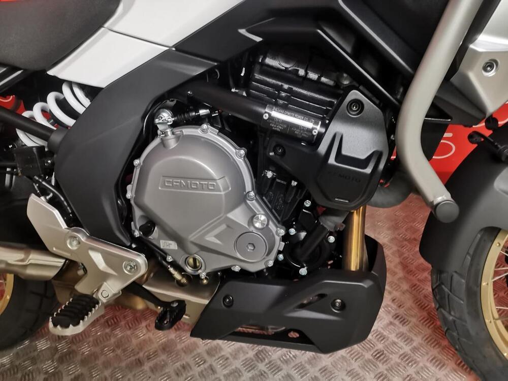 CFMOTO 700MT Adventure (2025 - 26) (6)