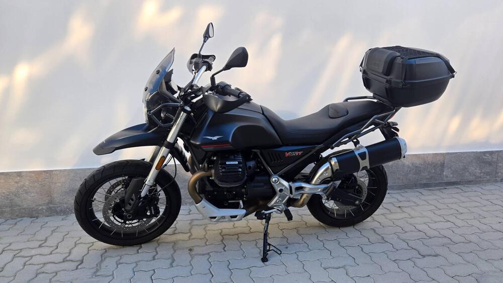 Moto Guzzi V85 TT (2024 - 26)
