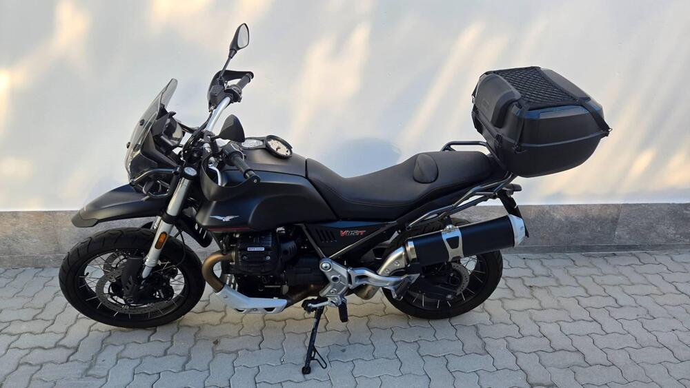 Moto Guzzi V85 TT (2024 - 26) (2)