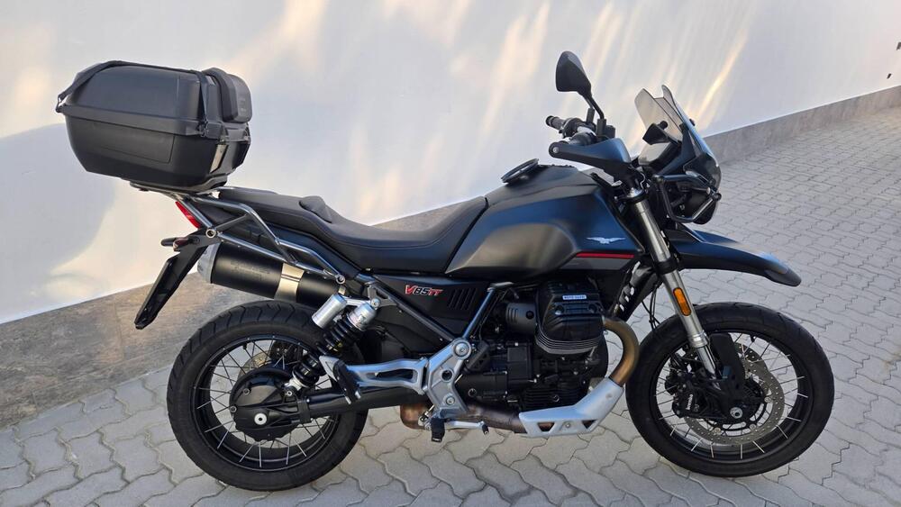 Moto Guzzi V85 TT (2024 - 26) (4)