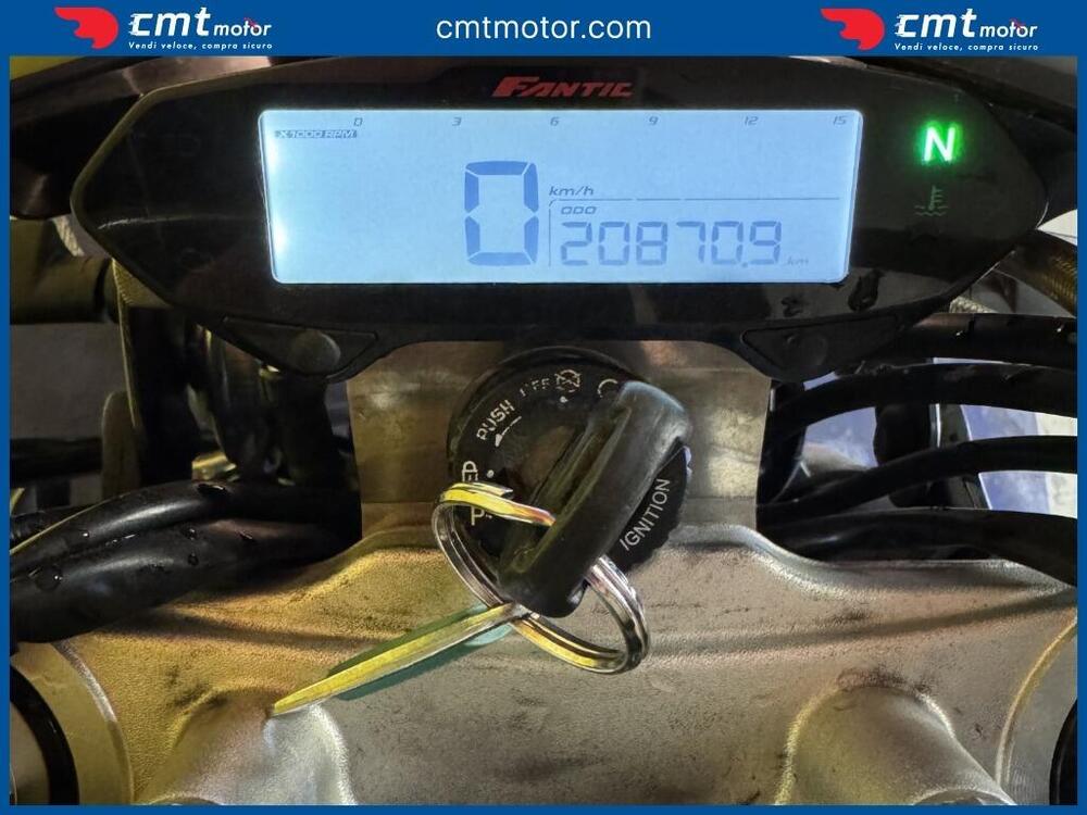 Fantic Motor XMF 125 Motard Competition 4t (2021 - 22) (5)