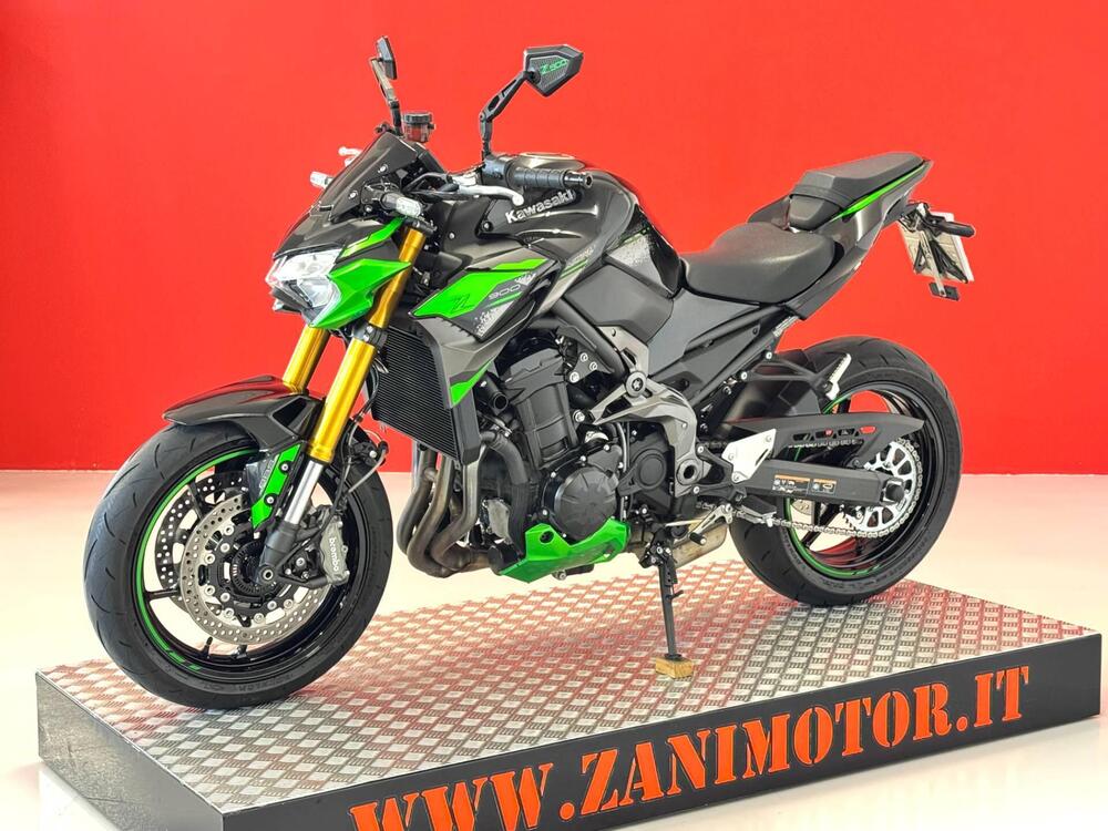 Kawasaki Z 900 SE (2022 - 24) (4)