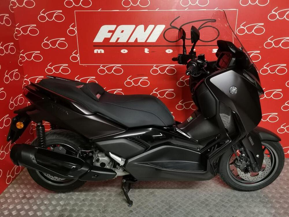 Yamaha X-Max 300 Tech Max+ (2025 - 26)