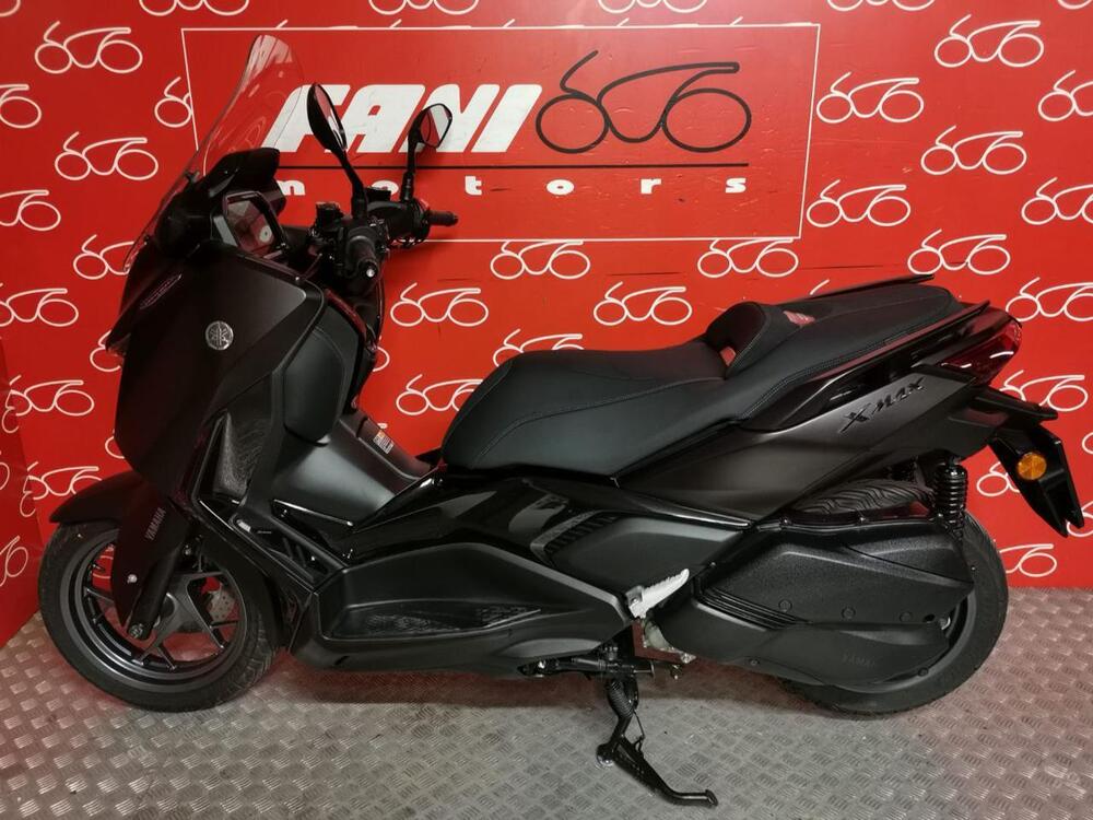 Yamaha X-Max 300 Tech Max+ (2025 - 26) (3)