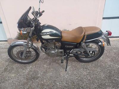 Suzuki TU 250 X (1997 - 03) usata