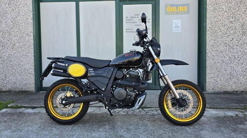 Swm Silver Vase 650 (2025 - 26) (2)