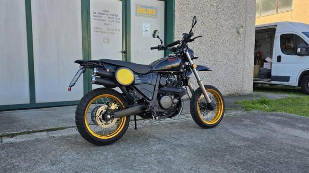 Swm Silver Vase 650 (2025 - 26) (3)