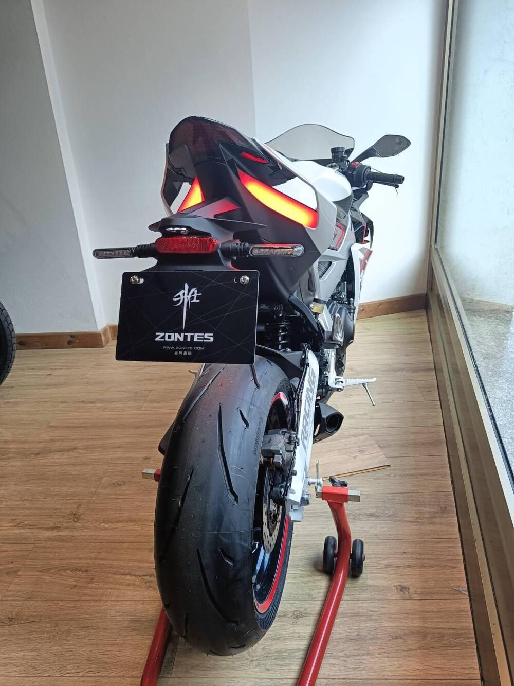 Zontes ZT703-RR (2025 - 26) (2)