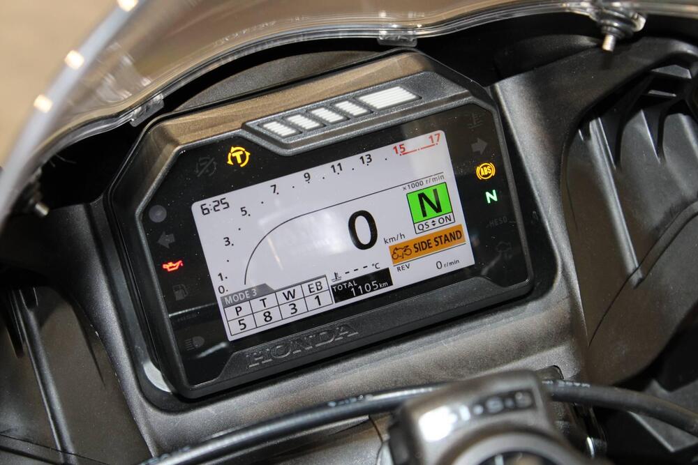 Honda CBR 600 RR (2024 - 26) (6)