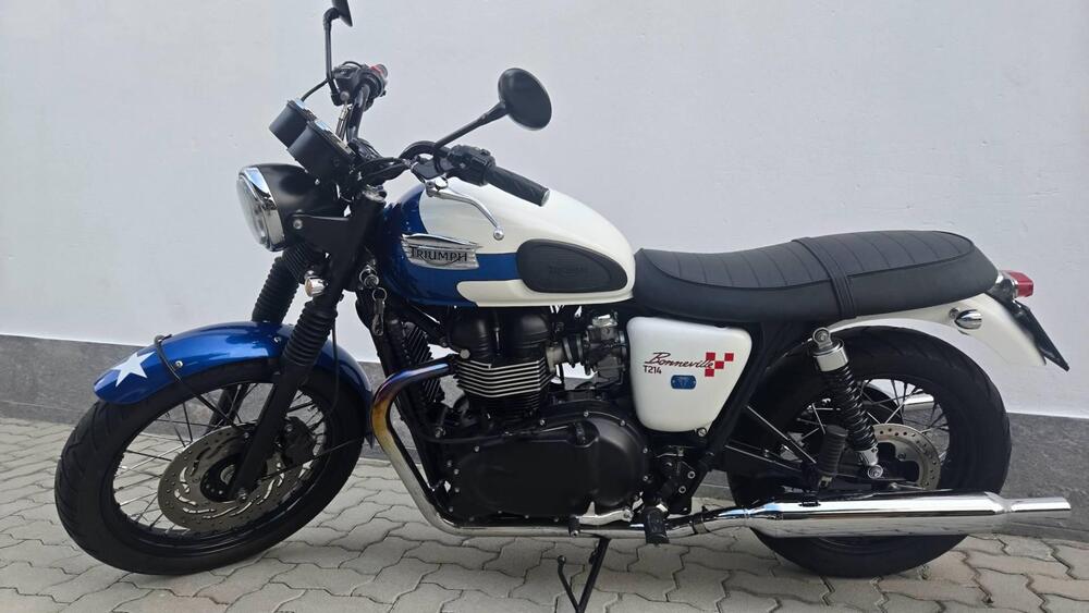 Triumph Bonneville T214 (2015) (5)