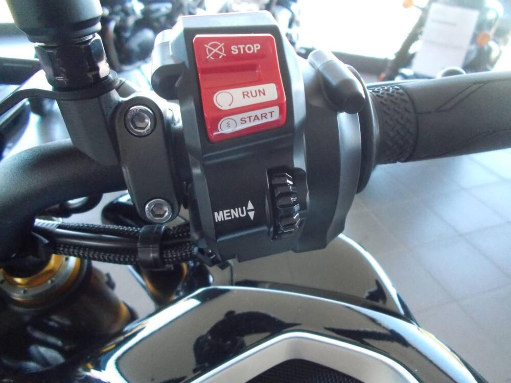 Yamaha MT-10 SP (2022 - 25) (8)