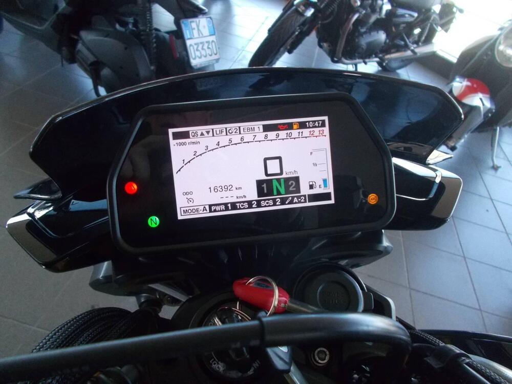 Yamaha MT-10 SP (2022 - 25) (9)