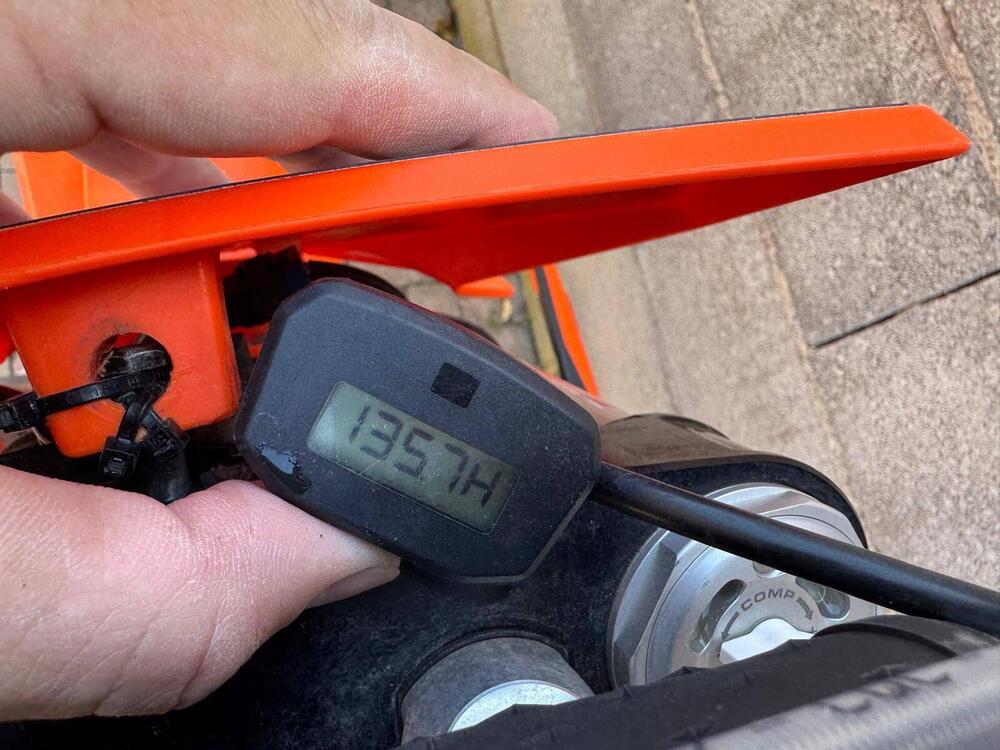 KTM 250 SX-F (2023) (3)