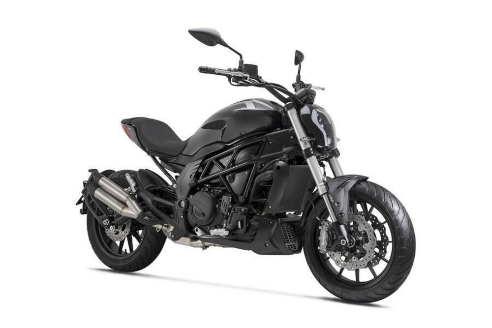 Benelli 502 C (2021 - 25) (2)