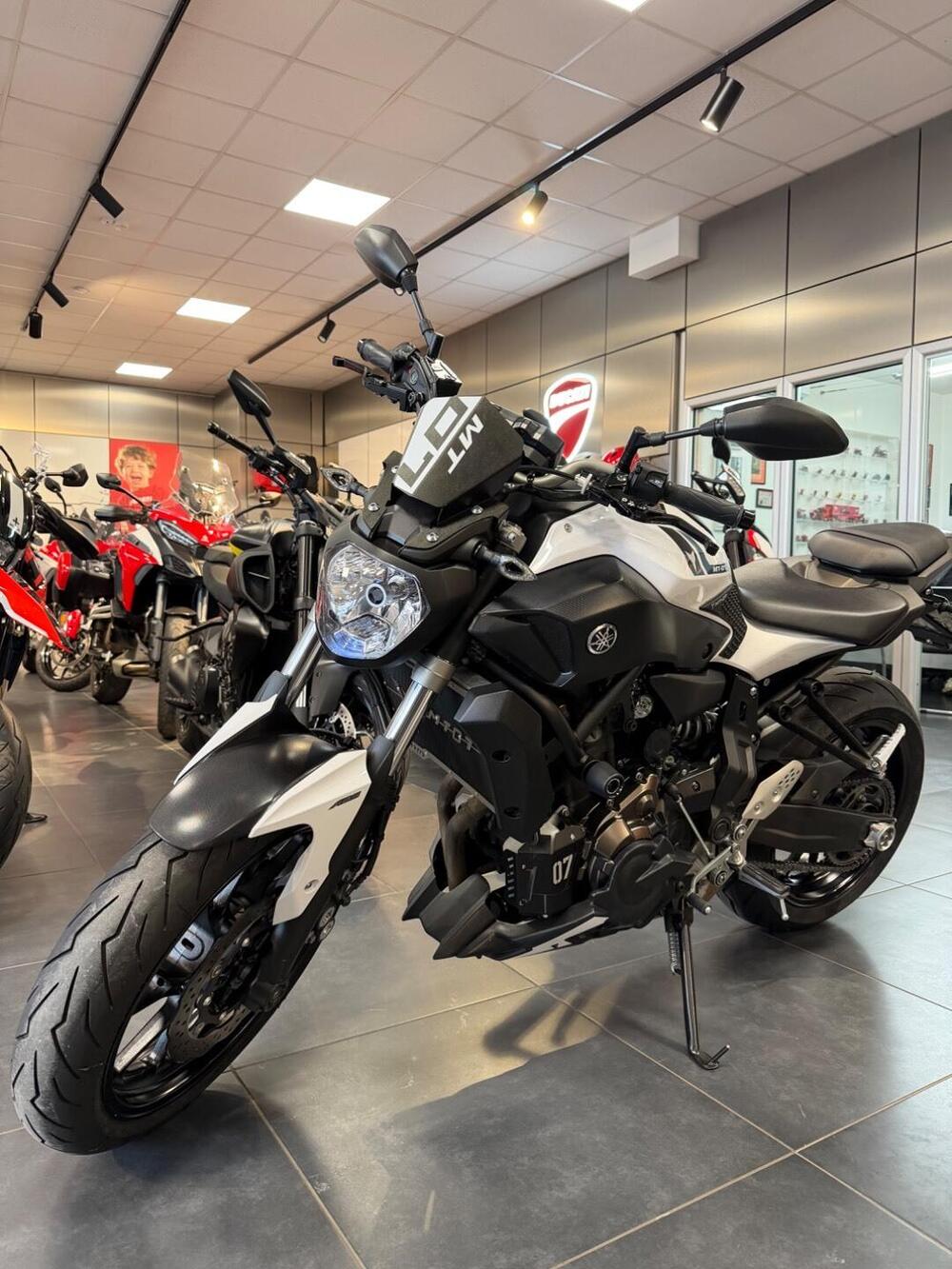 Yamaha MT-07 ABS (2014 - 16) (4)