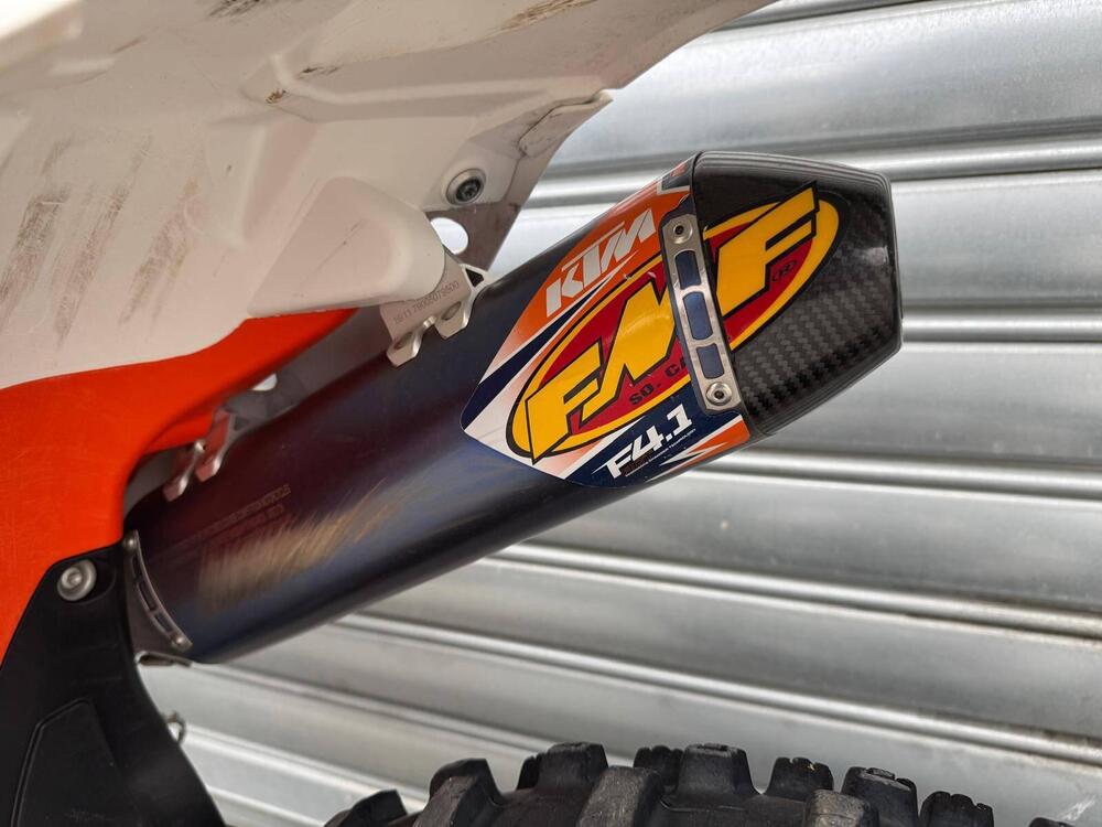 KTM 250 SX-F Factory (2017) (4)