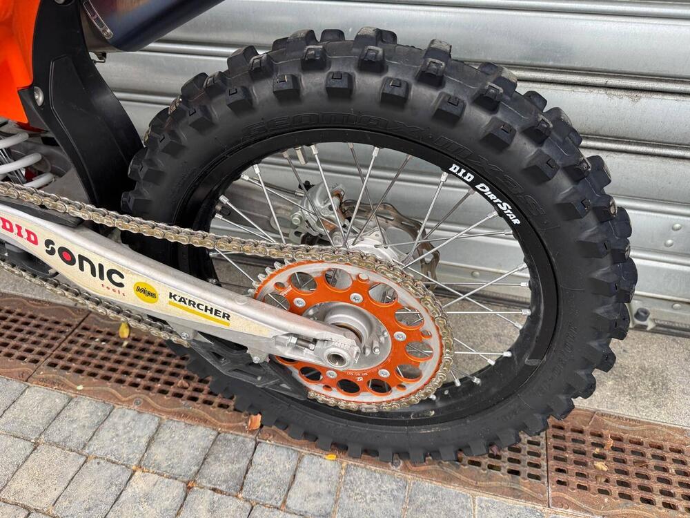 KTM 250 SX-F Factory (2017) (8)