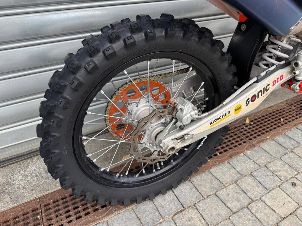 KTM 250 SX-F Factory (2017) (12)