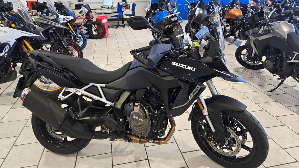 Suzuki V-Strom 800SE (2025 - 26) (2)