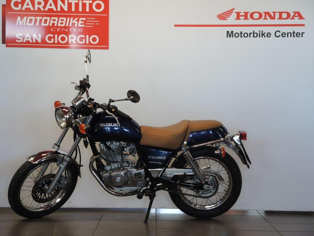 Suzuki TU 250 X (1997 - 03) (3)