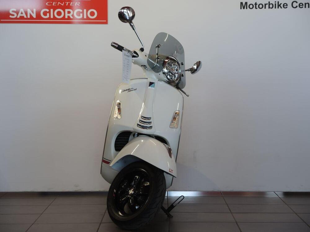 Vespa GTS 300 Hpe (2021 - 22) (2)