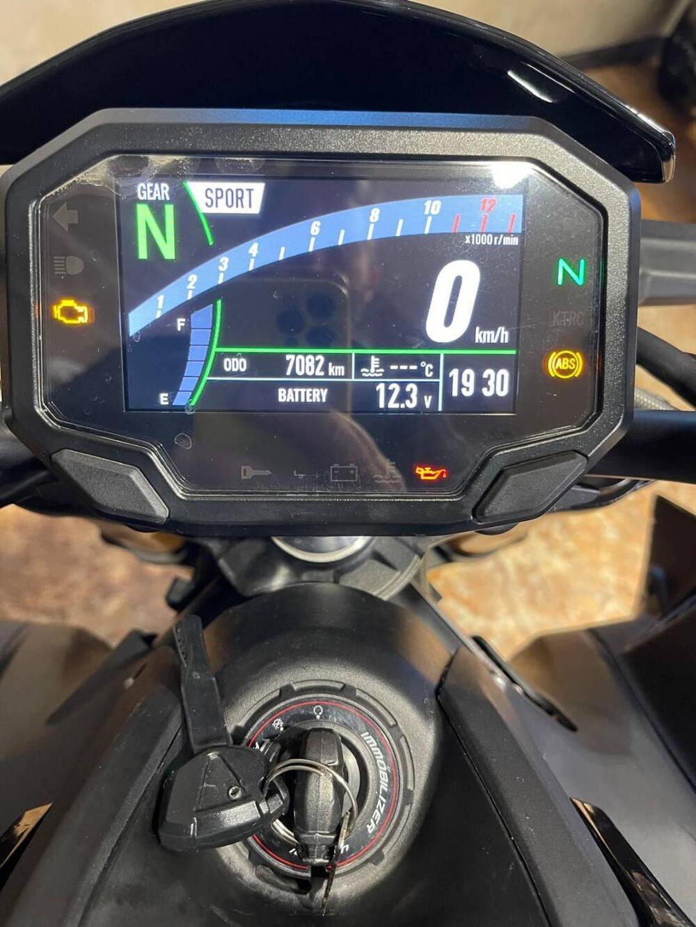 Kawasaki Z 900 (2021 - 24) (18)