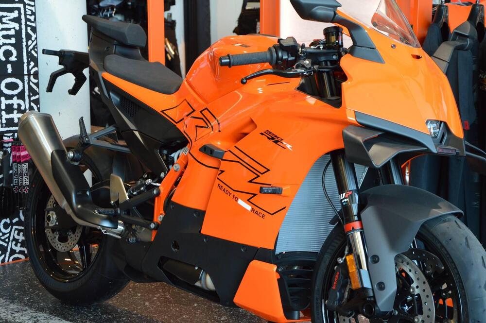 KTM 990 RC R (2026) (6)
