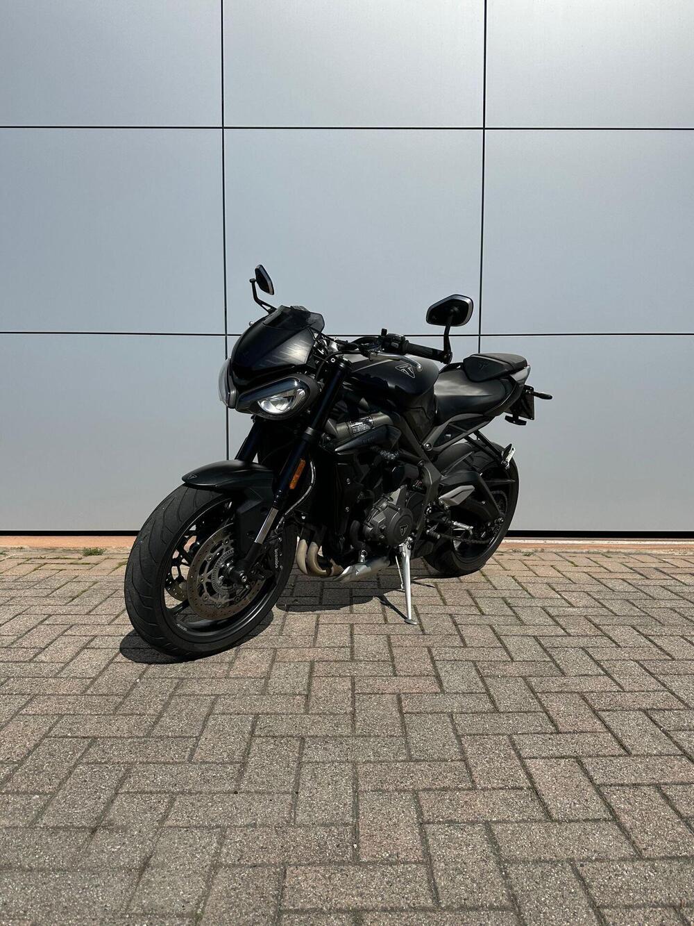 Triumph Street Triple R (2020 - 22)