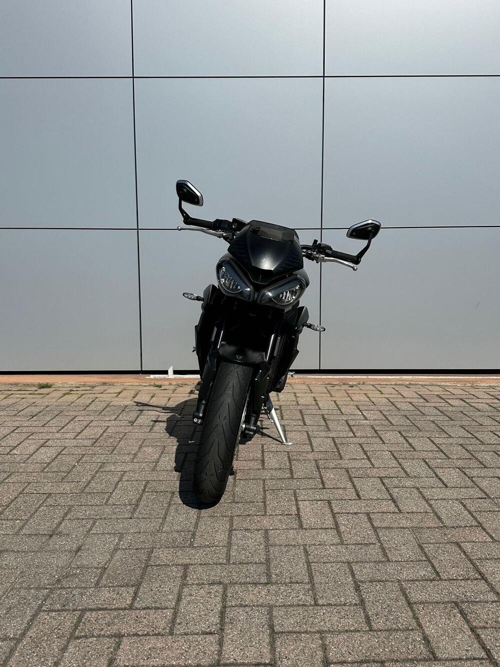 Triumph Street Triple R (2020 - 22) (3)