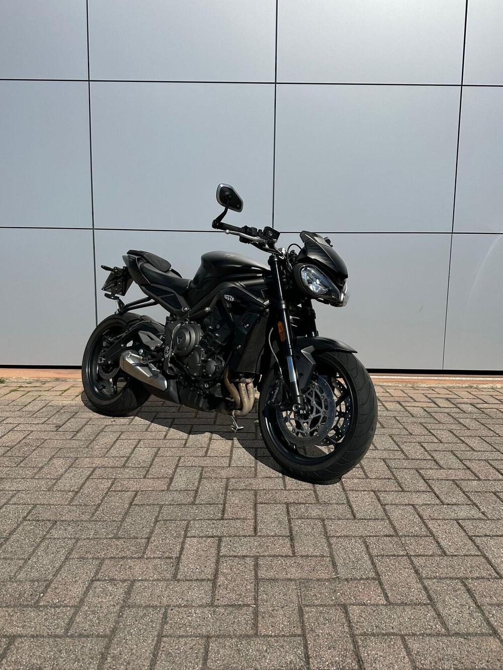 Triumph Street Triple R (2020 - 22) (4)