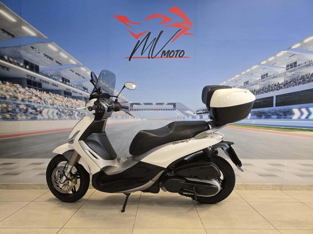 Piaggio Beverly 350 SportTouring ie ABS (2011 - 17) (3)