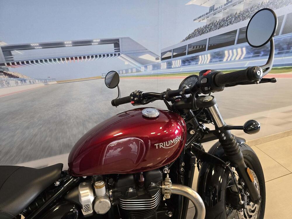 Triumph Bonneville Bobber 1200 (2021 - 25) (17)