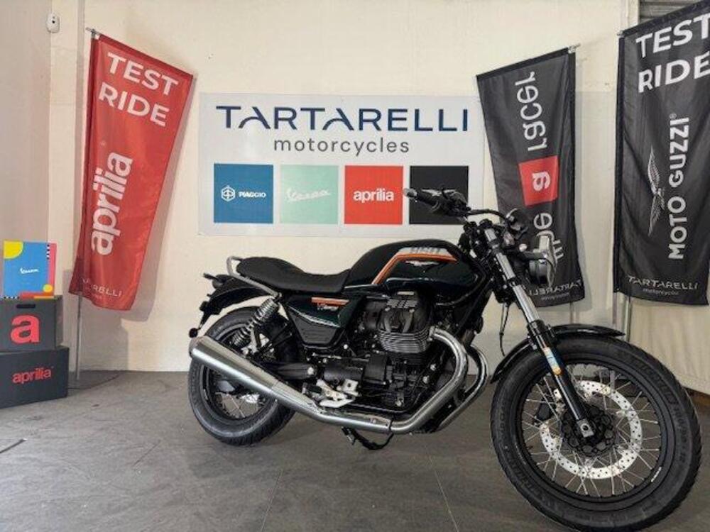 Moto Guzzi V7 Special (2025 - 26) (3)