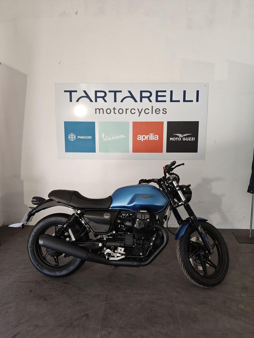 Moto Guzzi V7 Stone (2025 - 26) (6)