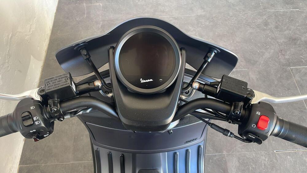 Vespa GTV 310 (2025 - 26) (4)