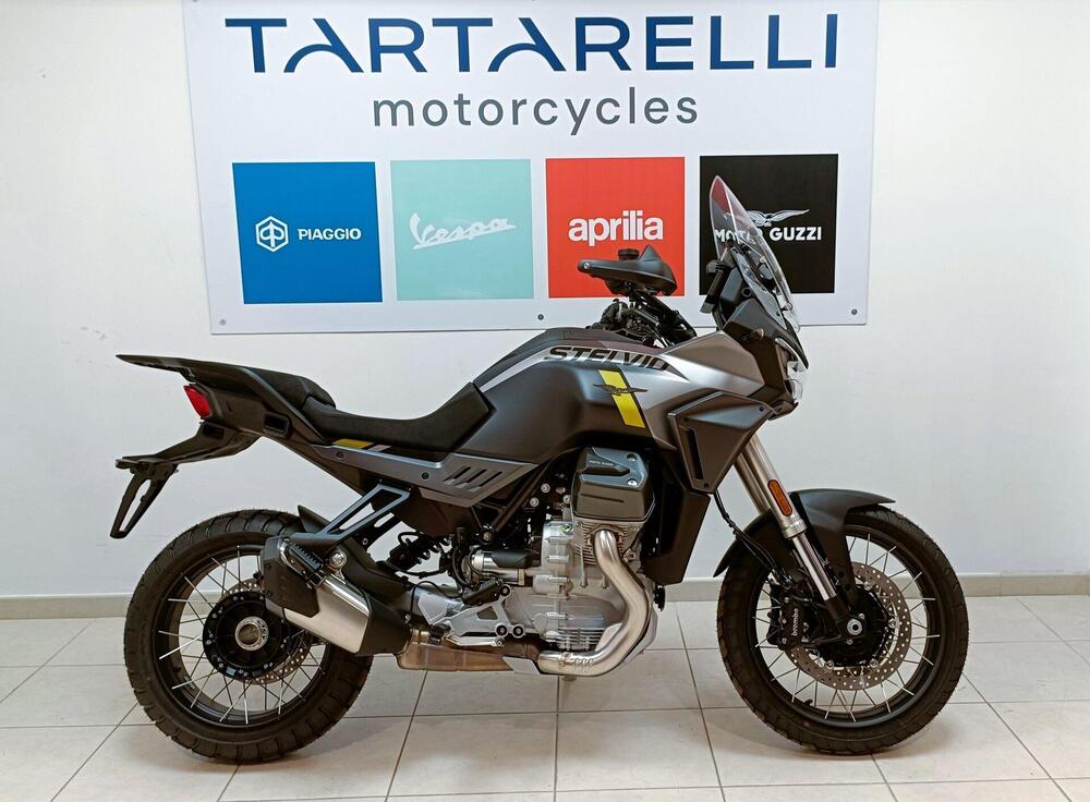 Moto Guzzi Stelvio (2024 - 26) (2)