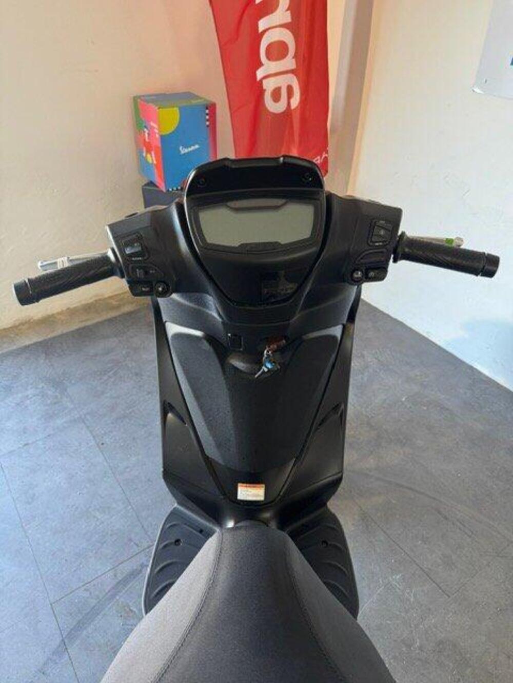 Piaggio Medley 200 S (2025 - 26) (8)