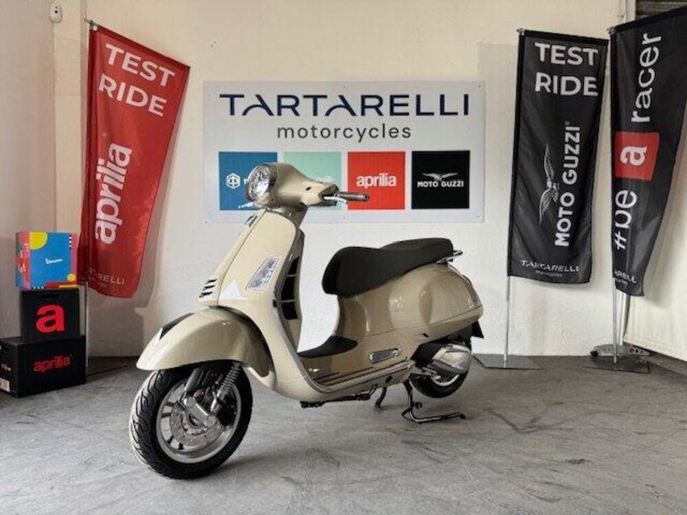 Vespa GTS 310 (2025 - 26) (2)